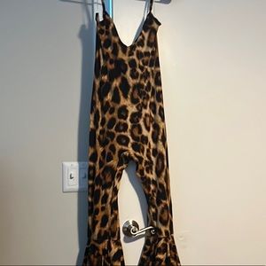 FLARED RUFFLE BOTTOM JUMPSUIT